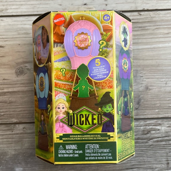Mattel Universal Pictures’ Wicked Ozian Balloons Reveal Toy Opened Elphaba - Picture 5 of 5